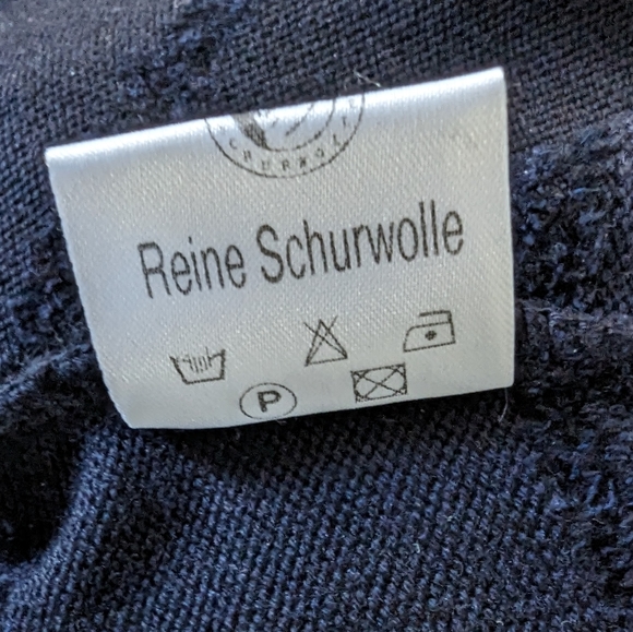 QUESTA DONNA! Sweater - Picture 12 of 14